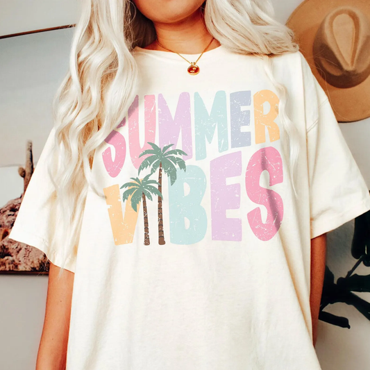 Summer Vibes - T-Shirt