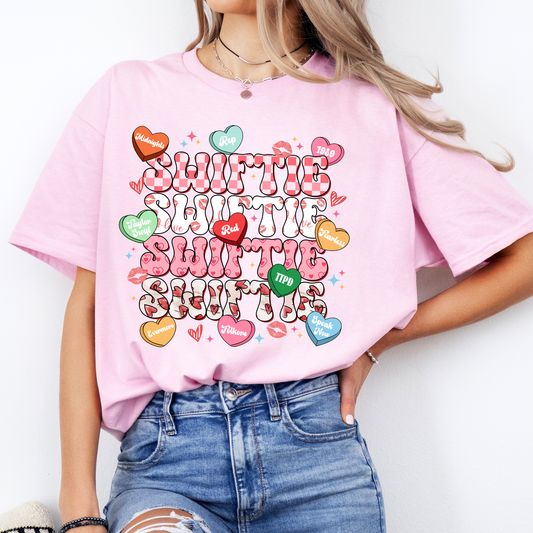 SWIFTIE - Valentine's Edition T-Shirt