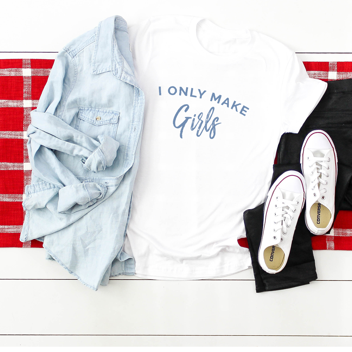 I Only Make Girls White Casual T Shirt