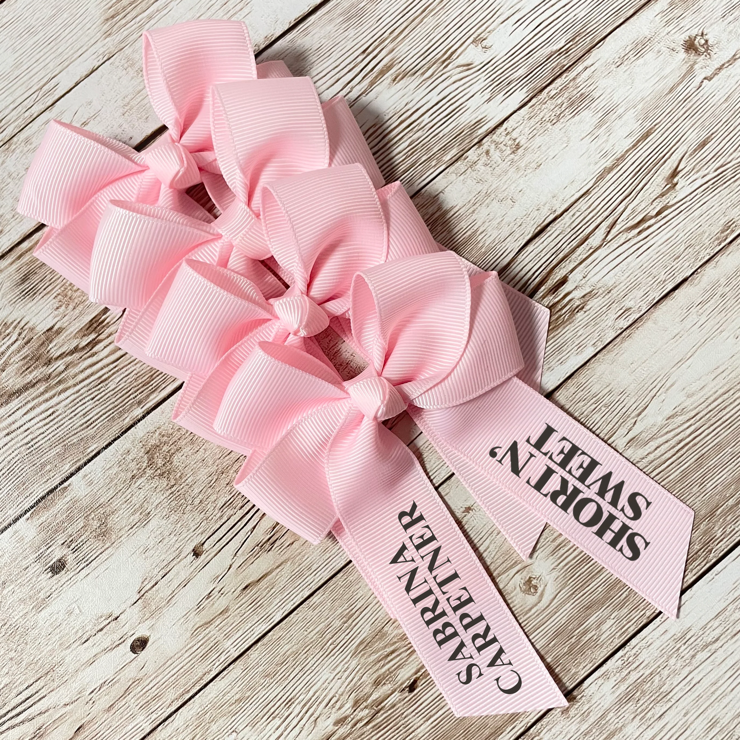 Sabrina Short 'N Sweet Tour - 4" Baby Pink Hair Bow