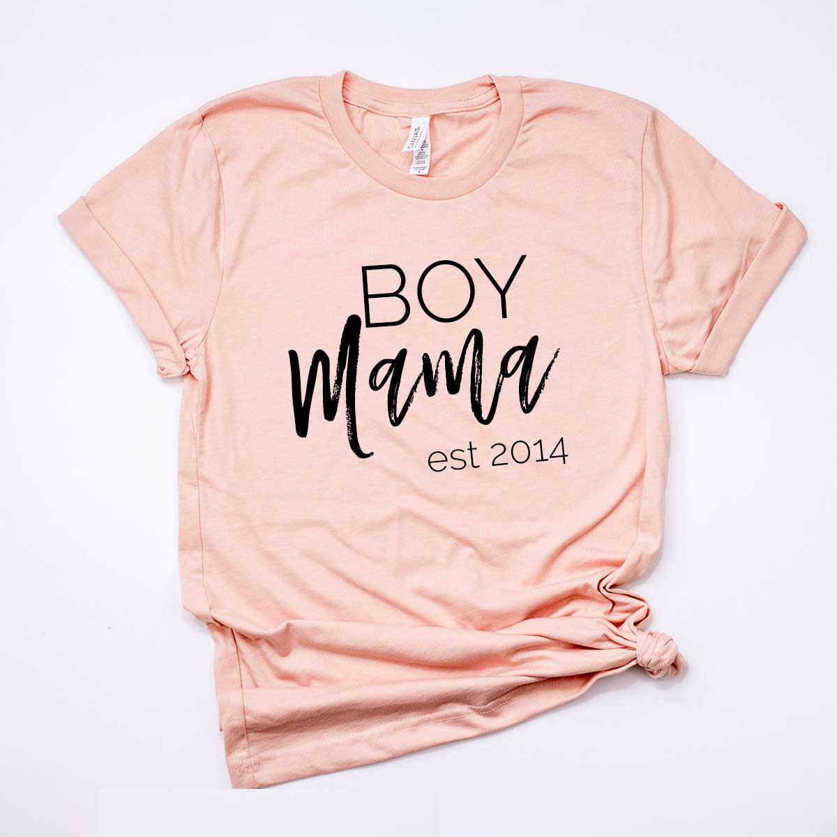 Boy Mama est Personalised date - Peach t-shirt