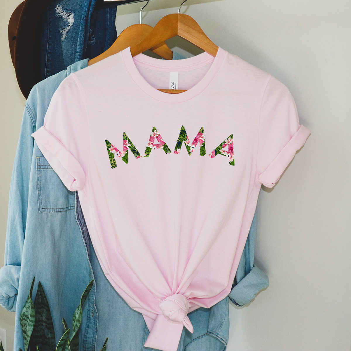 Floral MAMA - baby pink loose fit t-shirt.