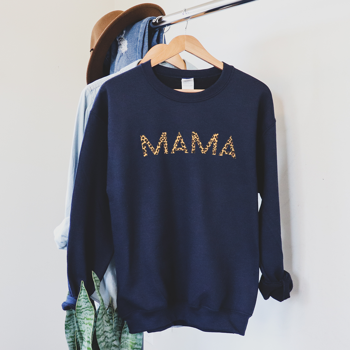 Mama Leopard Print - Navy Sweatshirt